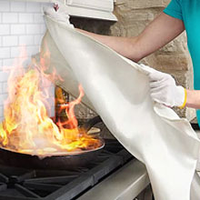 How to Use JJ Care Fire Blankets to Extinguish Cooking Fires